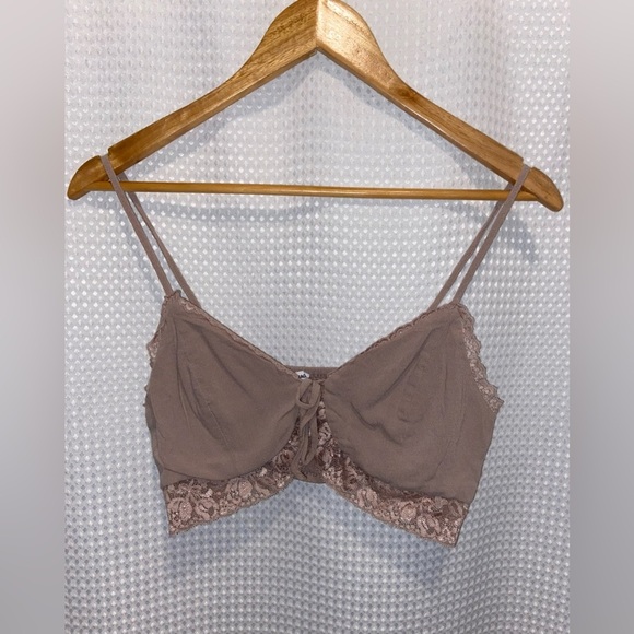 Women’s GARAGE elastic back crop top tied at the front size medium - Picture 2 of 8